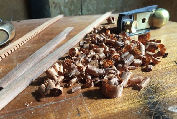 low angle block plane, mahogany, luthier, montgomery guitar